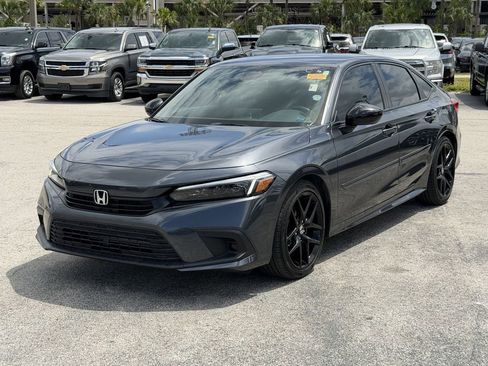 Used 2024 Honda Civic Sport image 9