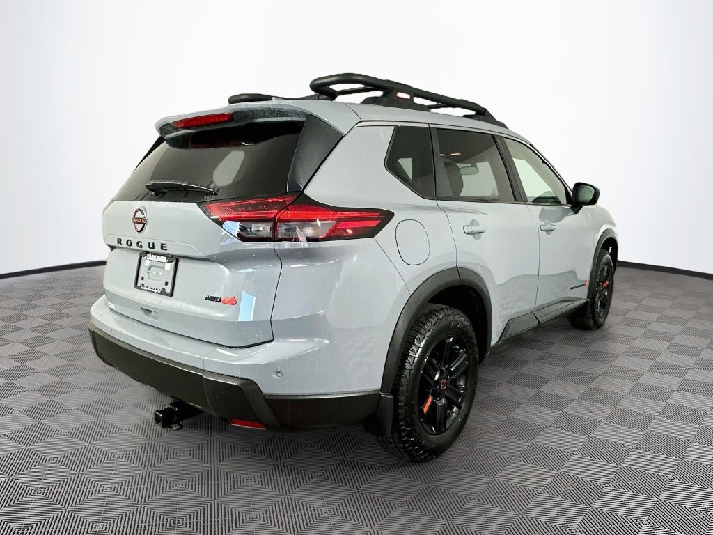 Certified 2025 Nissan Rogue SV AWD/4WD image 11