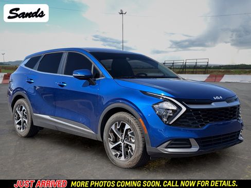 Used 2023 Kia Sportage EX FWD image 1