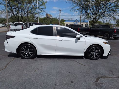 Certified 2023 Toyota Camry SE AWD/4WD image 6