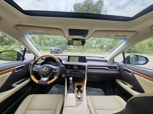 Used 2019 Lexus RX 350 AWD w/ Navigation Package image 44
