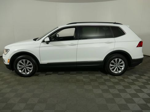 Used 2018 Volkswagen Tiguan SE AWD/4WD image 6