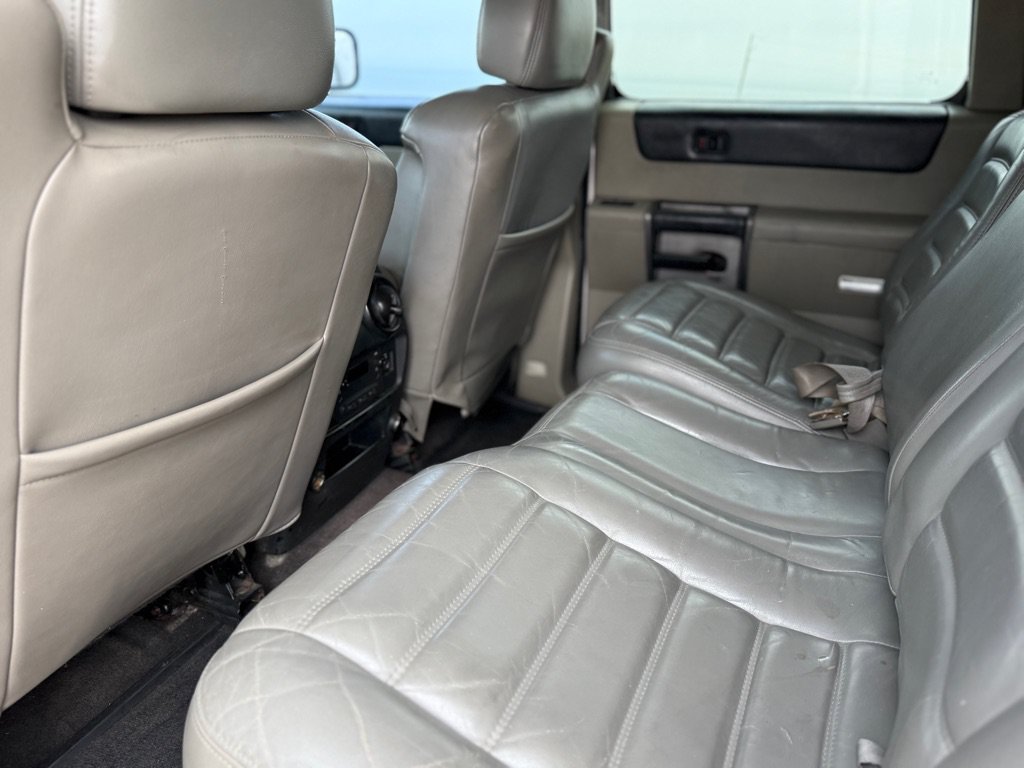 Used 2003 HUMMER H2 w/ Preferred Equipment Group AWD/4WD image 17