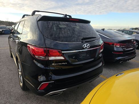 Used 2017 Hyundai Santa Fe Limited image 8