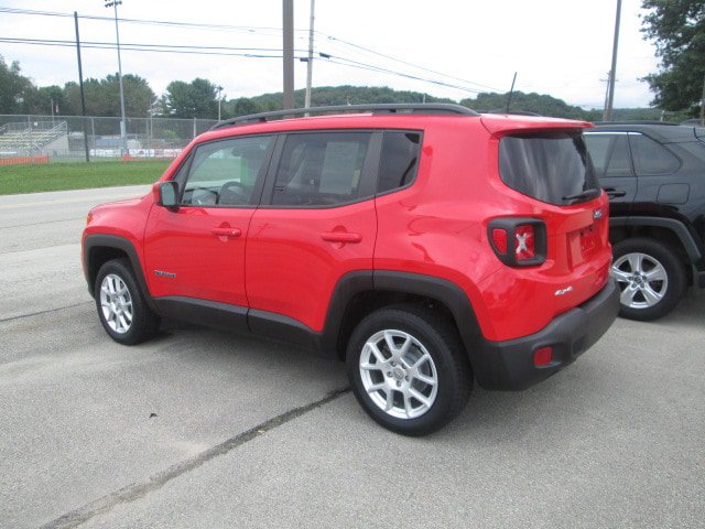 Used 2020 Jeep Renegade Latitude w/ Cold Weather Group AWD/4WD image 5