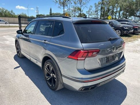 Used 2024 Volkswagen Tiguan SE R-Line FWD image 3