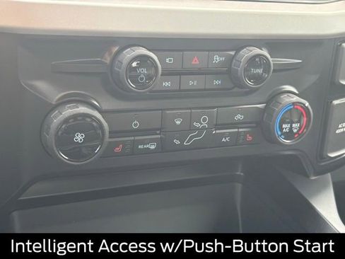 New 2026 Ford F250 XLT w/ XLT Premium Package image 37