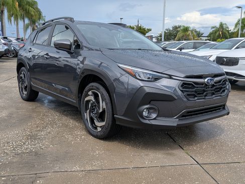 Used 2026 Subaru Crosstrek 2.5i Limited AWD/4WD image 2
