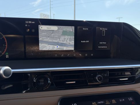 Certified 2025 INFINITI QX80 Sensory image 22