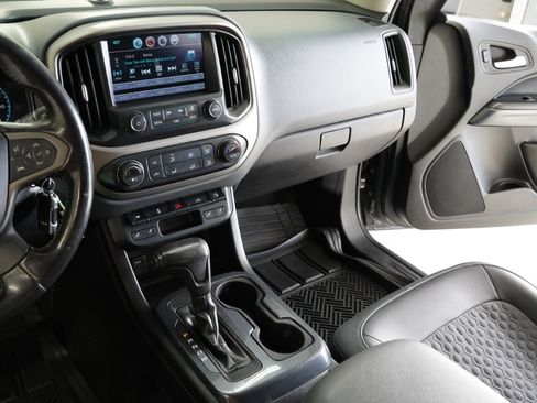 Used 2016 Chevrolet Colorado Z71 image 16