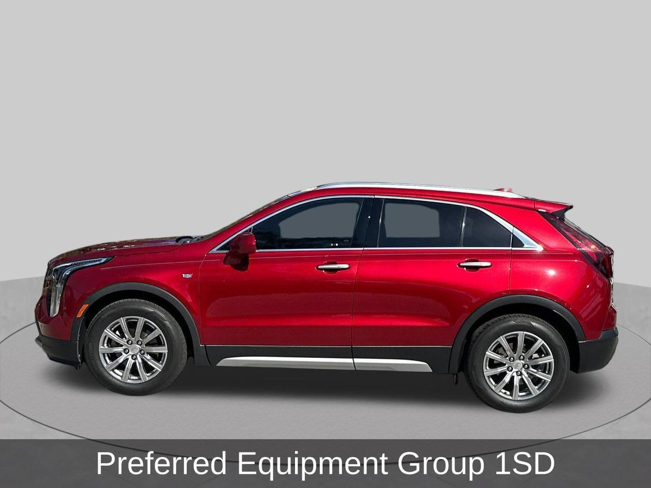 Used 2019 Cadillac XT4 Premium Luxury FWD image 2