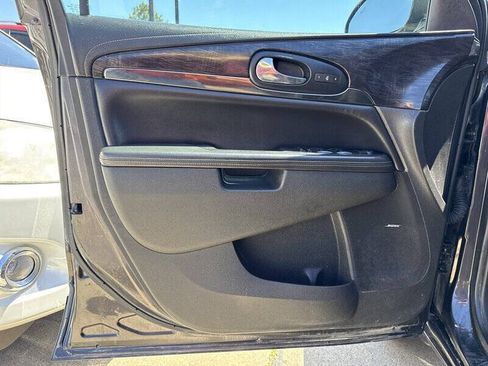 Used 2016 Buick Enclave Leather w/ Trailering Package FWD image 16