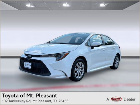 Used 2022 Toyota Corolla LE FWD image 1
