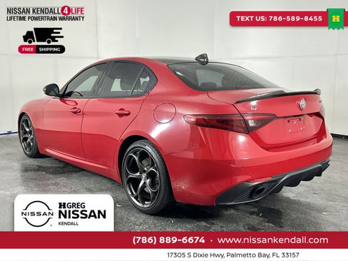 Used 2019 Alfa Romeo Giulia Ti Sport w/ Quick Order Package 22U Sport image 8