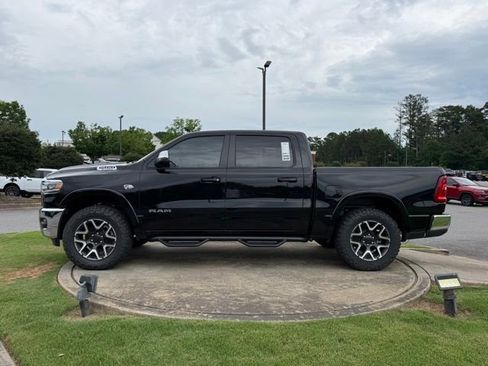 New 2026 RAM 1500 Laramie AWD/4WD image 27