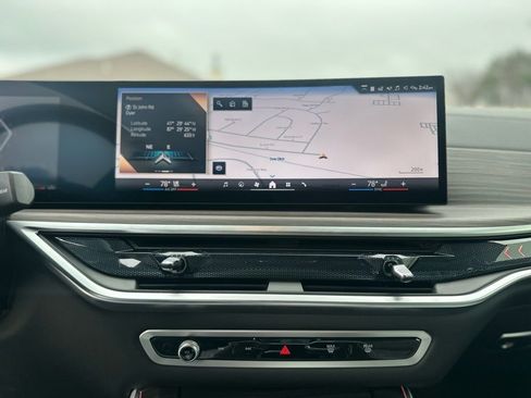 Used 2025 BMW X5 xDrive40i w/ Premium Package image 33