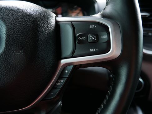 Used 2022 RAM 1500 Big Horn RWD image 33