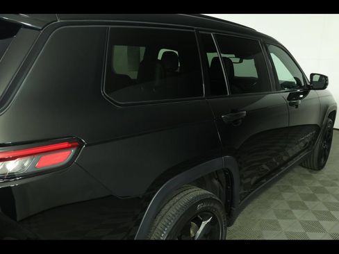 Used 2023 Jeep Grand Cherokee L Laredo AWD/4WD image 19