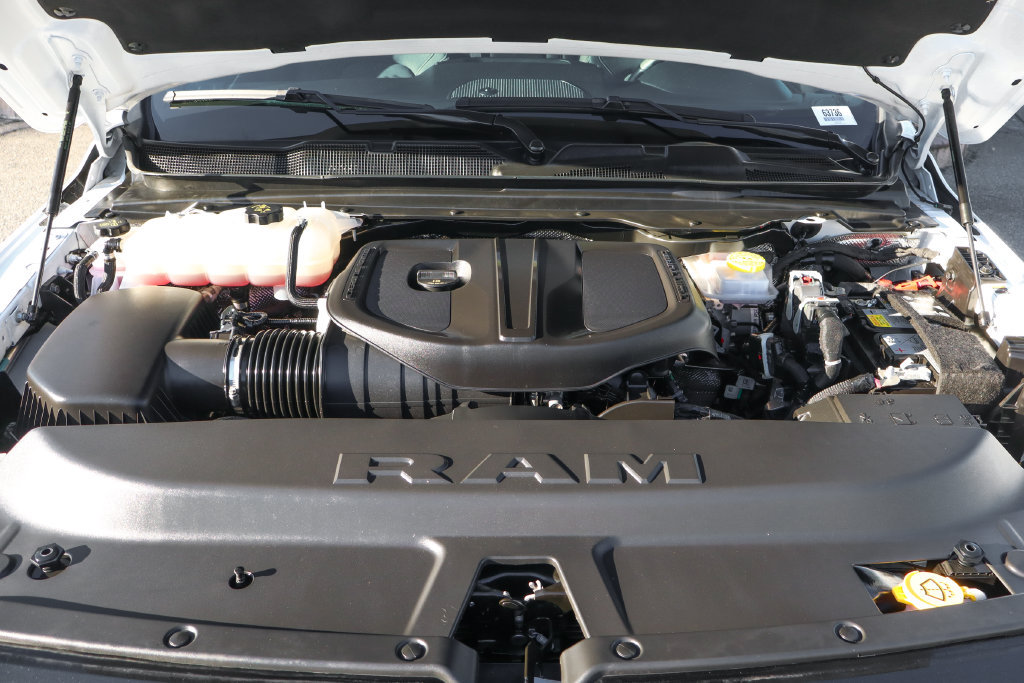Used 2026 RAM 1500 Warlock AWD/4WD image 12