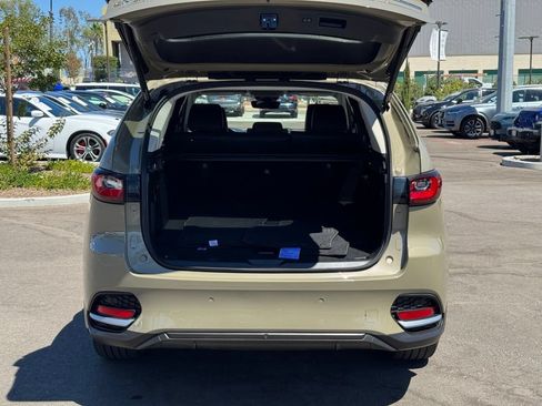Used 2025 MAZDA CX-70 Plug-In Hybrid w/ Premium Pkg AWD/4WD image 23