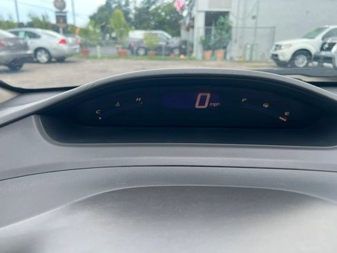 Used 2011 Honda Civic LX image 9