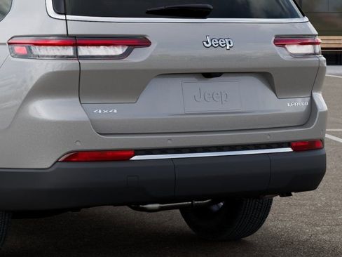 New 2026 Jeep Grand Cherokee L Laredo AWD/4WD image 14