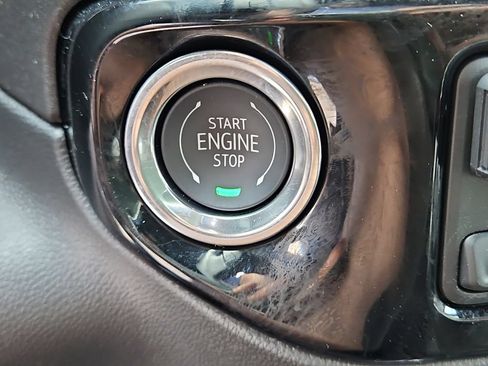 Certified 2026 Chevrolet Silverado 1500 ZR2 AWD/4WD image 33