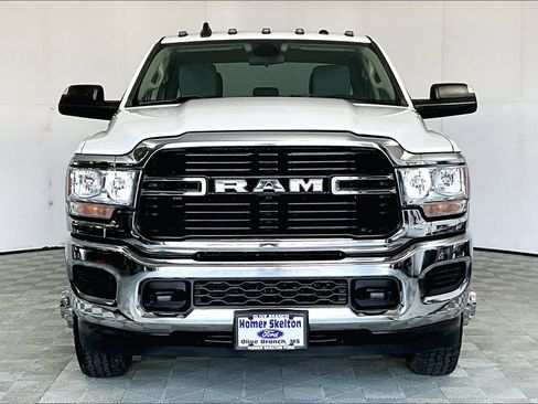 Used 2020 RAM 3500 Big Horn image 3