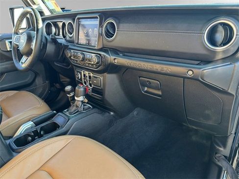 Certified 2022 Jeep Wrangler Unlimited Rubicon 4xe w/ Steel Bumper Group image 12