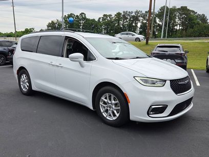 Used 2022 Chrysler Pacifica Touring-L