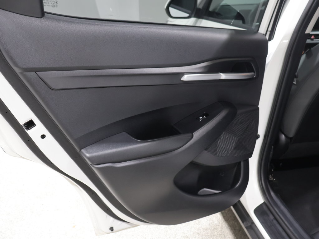 Used 2026 Kia Seltos LX AWD/4WD image 18
