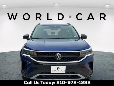 Used 2024 Volkswagen Taos S FWD image 2