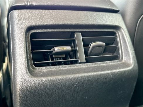 Used 2021 Ford Edge SEL w/ Convenience Package image 23