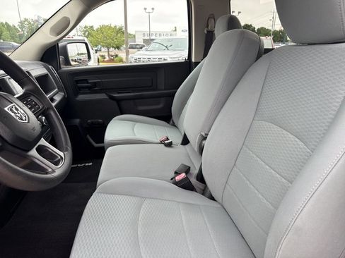 Used 2017 RAM 1500 Tradesman w/ Chrome Appearance Group RWD image 5