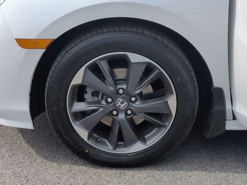 Used 2023 Honda Odyssey Elite image 14