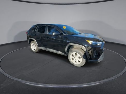 Used 2023 Toyota RAV4 LE image 4