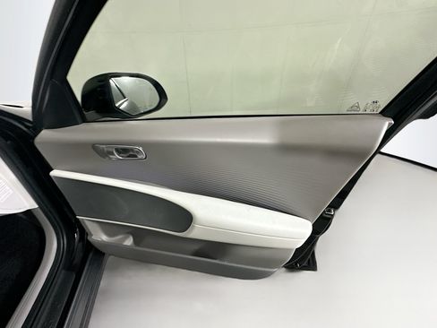 Used 2024 Hyundai Ioniq 6 SEL RWD image 32