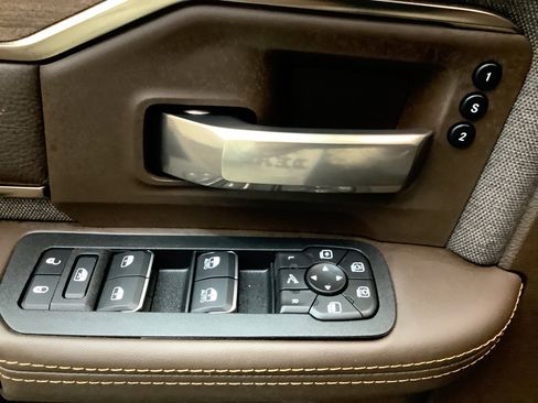 New 2026 RAM 2500 Limited AWD/4WD image 14