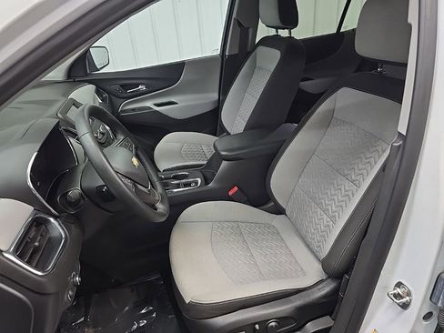 Used 2023 Chevrolet Equinox LT w/ Driver Convenience Package image 29