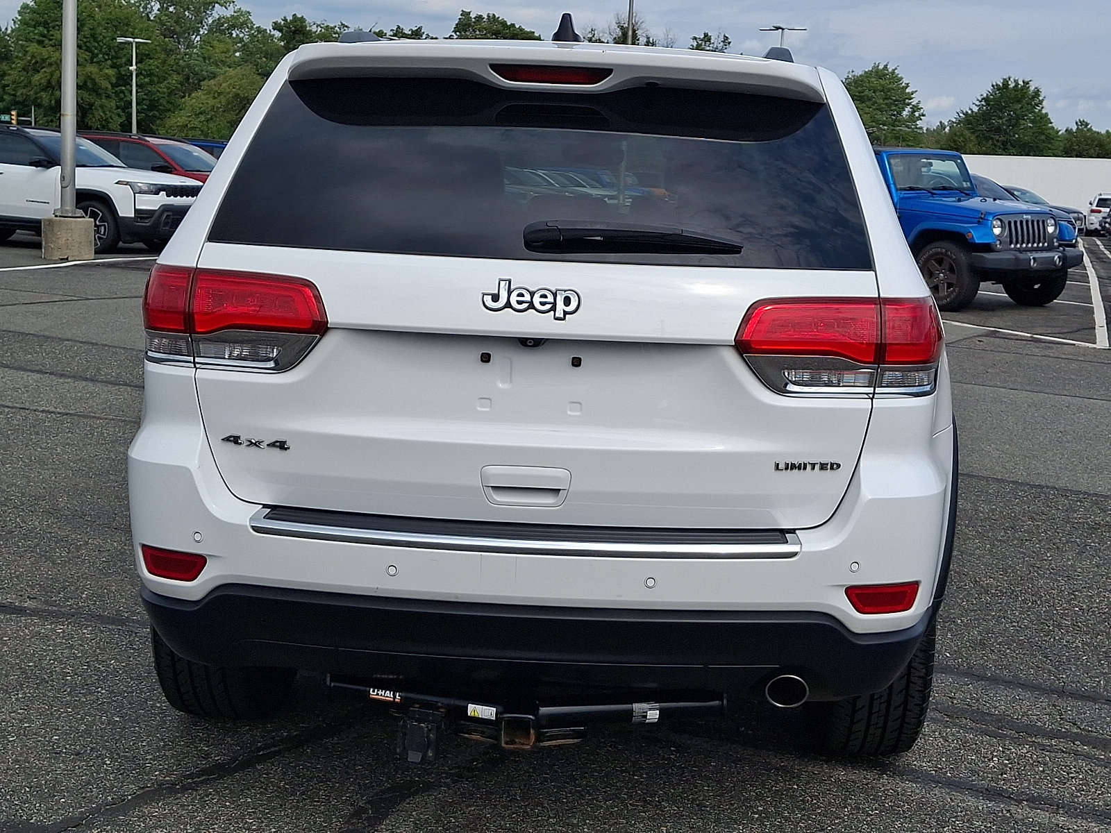 Used 2018 Jeep Grand Cherokee Limited AWD/4WD image 5