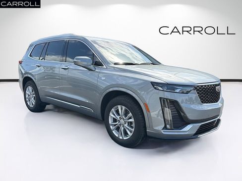 Used 2025 Cadillac XT6 Luxury FWD image 1