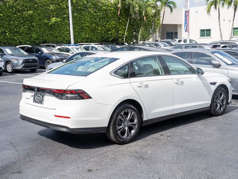 Certified 2023 Honda Accord EX image 5