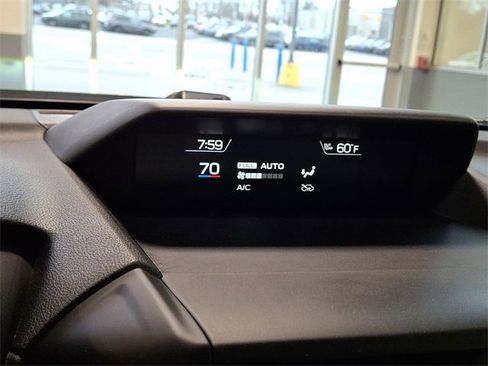 Certified 2022 Subaru Forester Premium w/ Popular Package #1 image 16