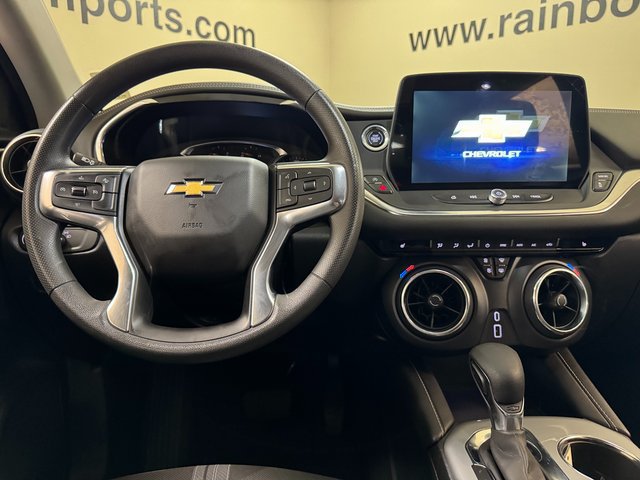 Used 2024 Chevrolet Blazer LT w/ Midnight/Sport Edition FWD image 9