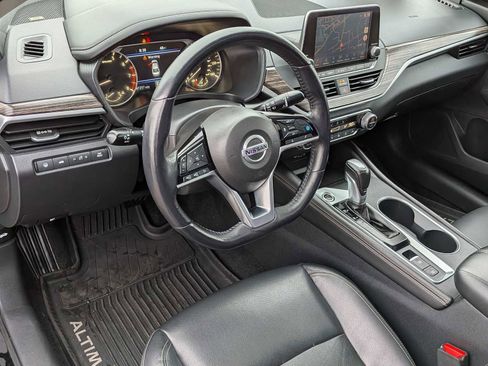Used 2019 Nissan Altima 2.5 SL image 2