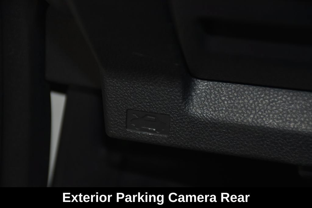 Used 2025 Subaru Crosstrek 2.5i Premium AWD/4WD image 14