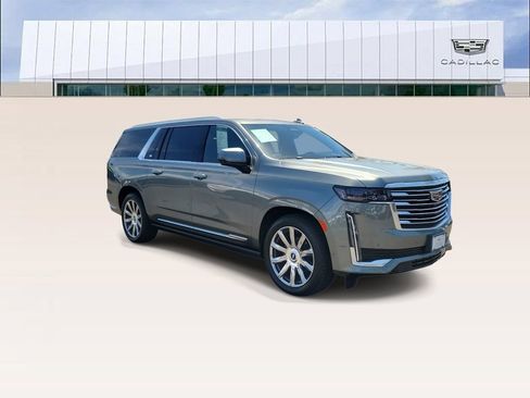 Certified 2024 Cadillac Escalade ESV Premium Luxury Platinum AWD/4WD image 2