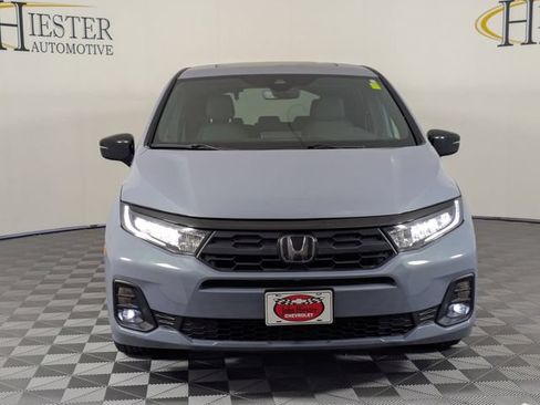 Used 2025 Honda Odyssey Sport-L image 6