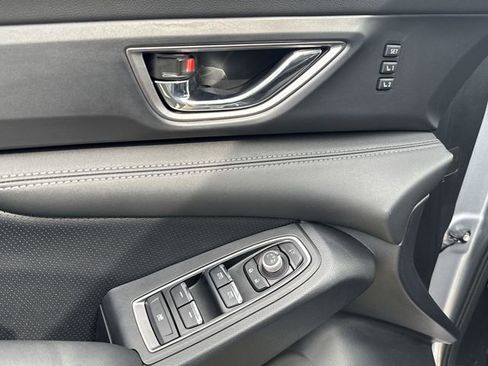 Certified 2025 Subaru Ascent Limited image 18