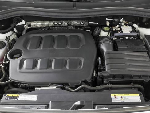 Used 2025 Volkswagen Tiguan SEL R-Line AWD/4WD image 51